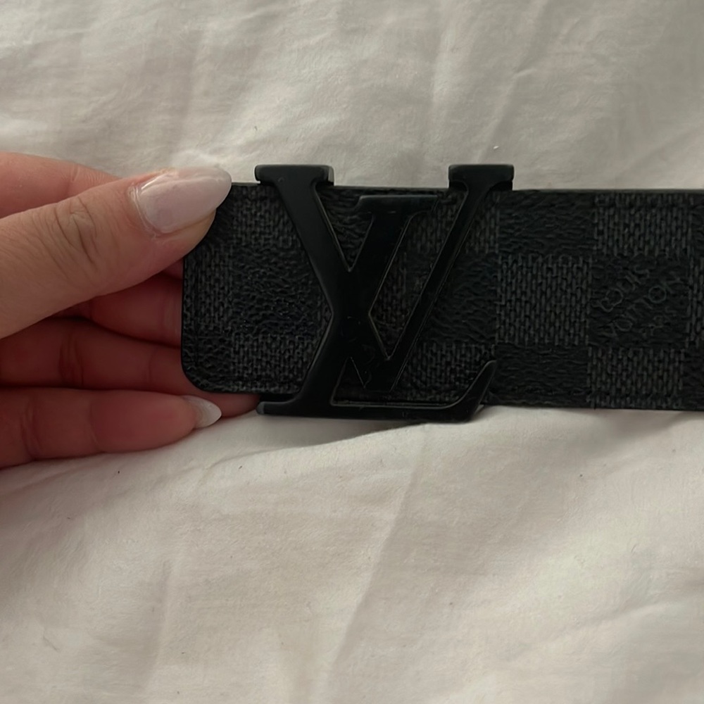 LV authentic men belt